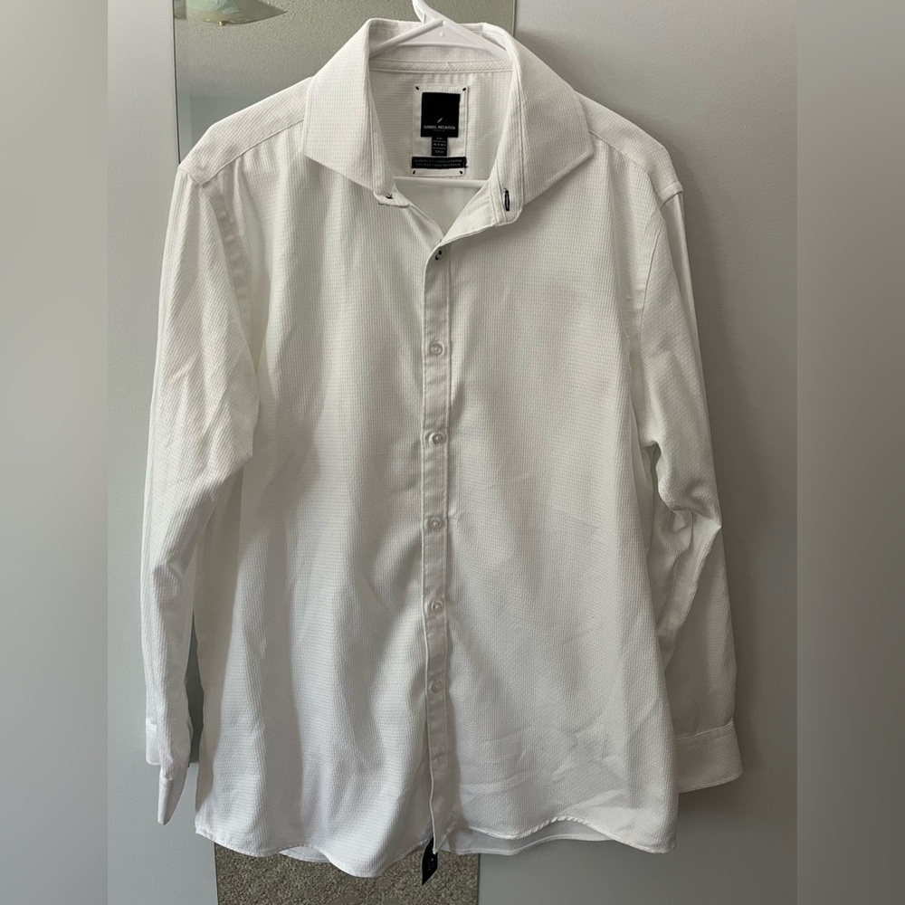 Daniel Hechter Size Large 100% Cotton Classic White Button Down Mens Dress Shirt